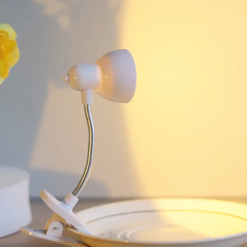 Compact Reading Clip Lamp: Warm Eye-Care Light