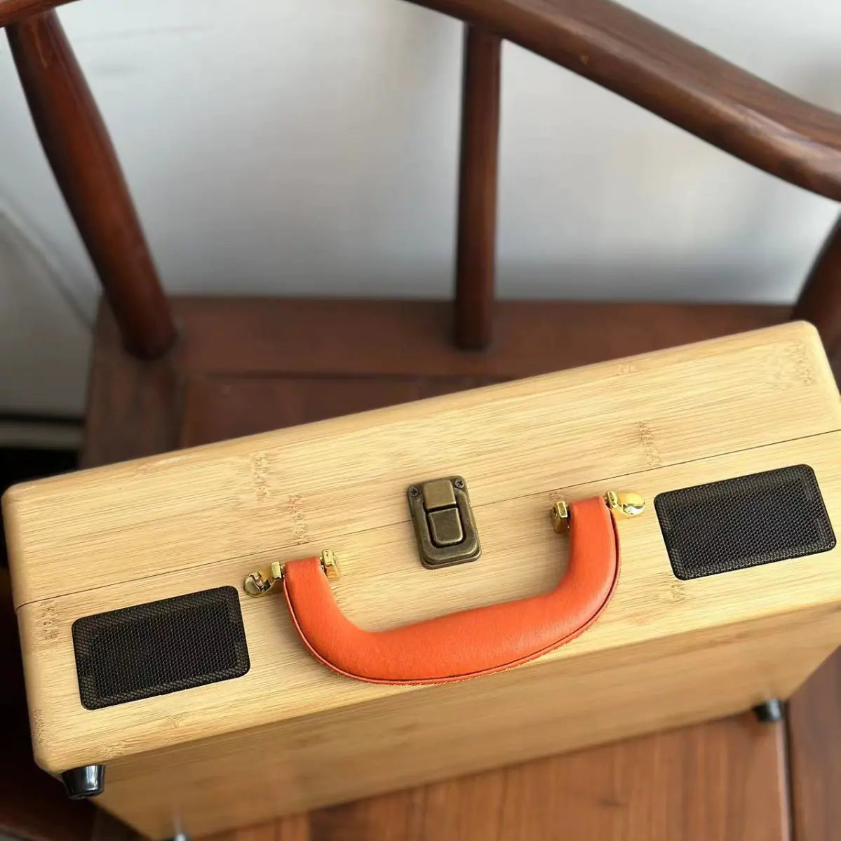 Retro Bluetooth Record Player