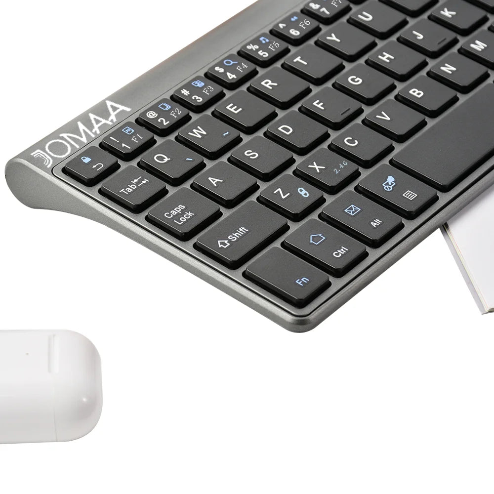Portable Mini Wireless Keyboard with Touchpad (2.4G/Bluetooth)